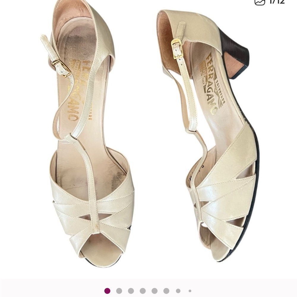 Salvatore Ferragamo Women’s Vintage 90’s Taupe Tan Cutout Peep Toe Kitten Heels